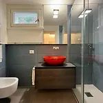 Luxury Seafront Penthouse Apartmán *