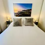 Luxury Seafront Penthouse Apartmán Porto Azzurro