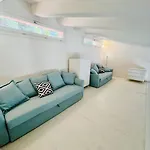 Apartmán Luxury Seafront Penthouse Porto Azzurro