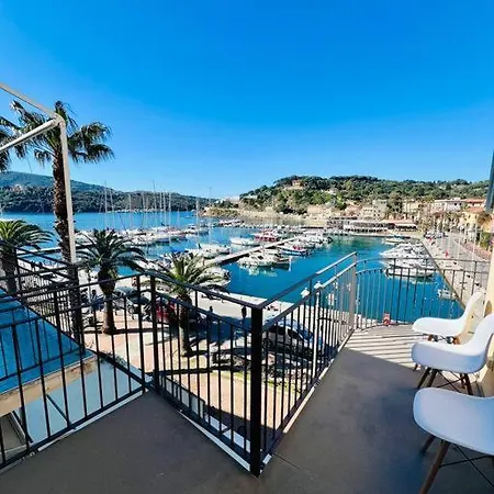 Luxury Seafront Penthouse Apartamento Porto Azzurro