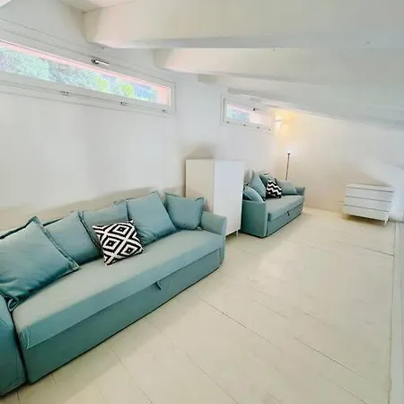 アパート Luxury Seafront Penthouse ポルト・アッズッロ